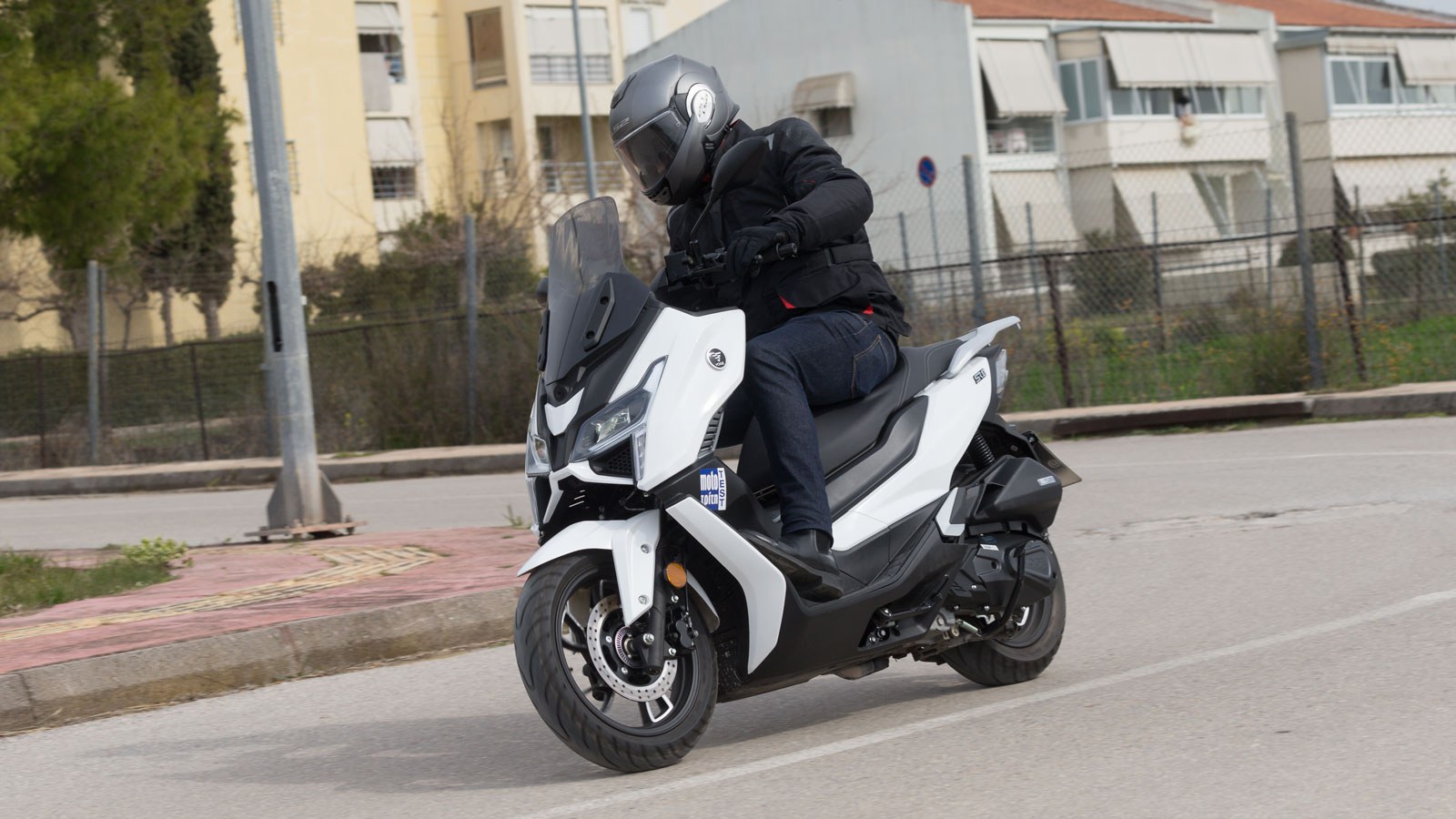 Δοκιμή: Voge SR1